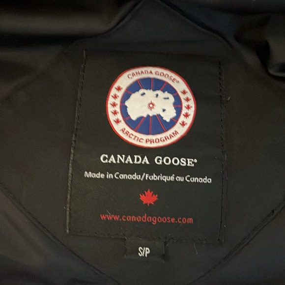 Canada Goose Montebello Parka - Picture 2 of 9